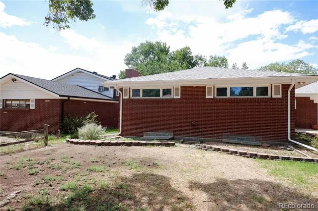 1011 Jamaica Street Aurora, CO 80010