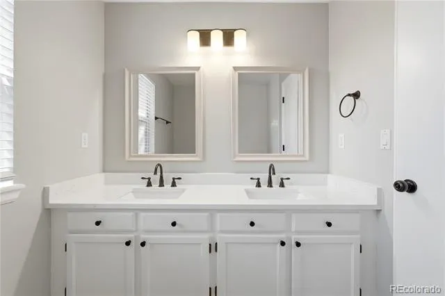 5566 S Ireland Street Aurora, CO 80015