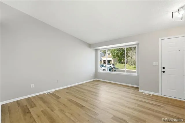 5566 S Ireland Street Aurora, CO 80015