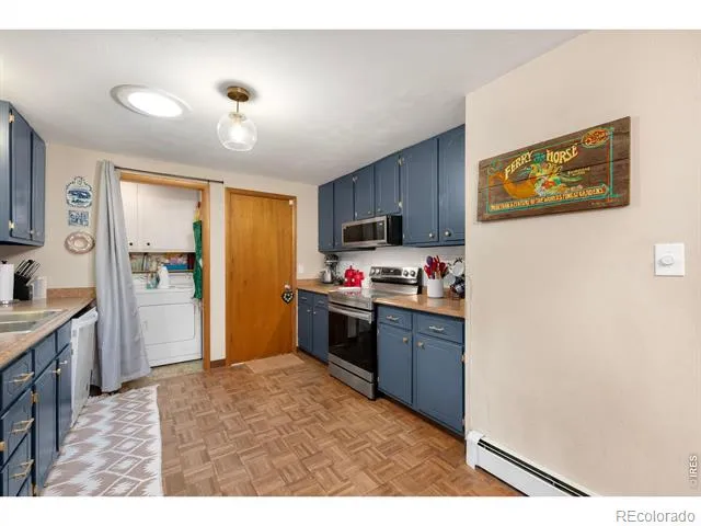 1501 Sherri Mar Street Longmont, CO 80501