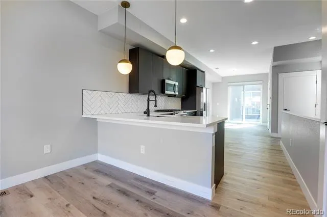 4925 W 10th Avenue #103 Denver, CO 80204