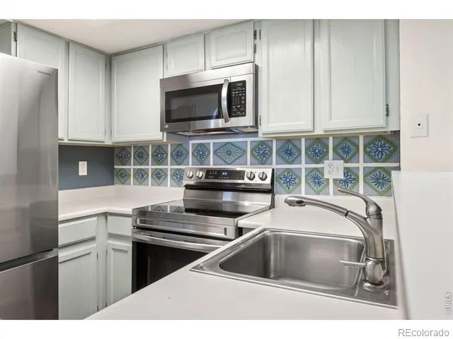 5914 Gunbarrel Avenue #F Boulder, CO 80301