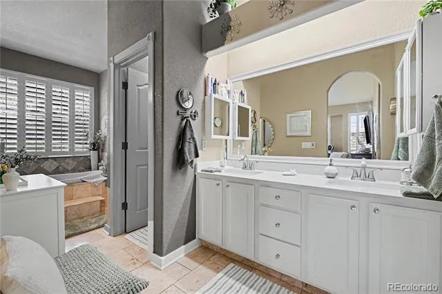 24334 E Fremont Drive Aurora, CO 80016