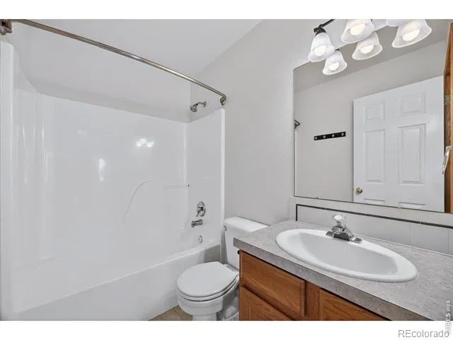 2460 Birdie Way Milliken, CO 80543