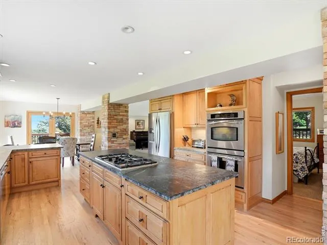 2671 Crestridge Court Boulder, CO 80302