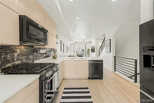 3437 W 63rd Place Denver, CO 80221