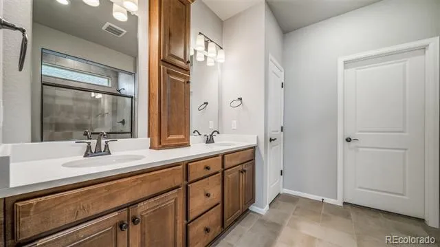 4828 Sicily Court Aurora, CO 80019