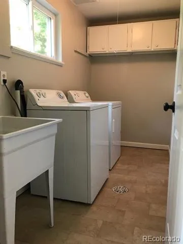 2285 E Noble Street Centennial, CO 80121