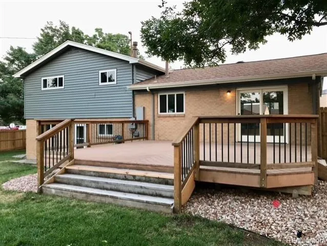 2285 E Noble Street Centennial, CO 80121