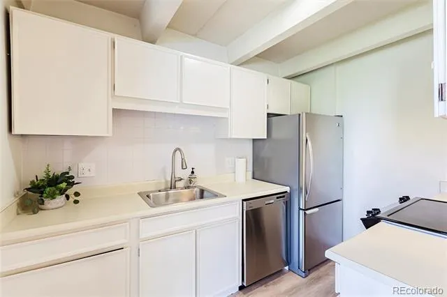 4801 E 9th Avenue #209S Denver, CO 80220