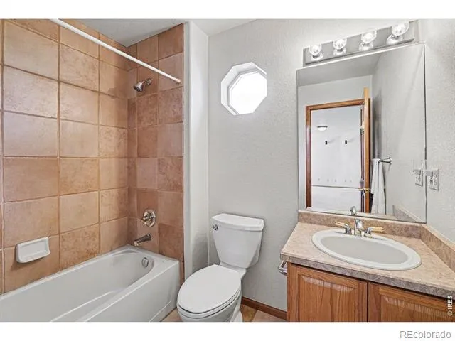 1750 Preston Drive Longmont, CO 80504