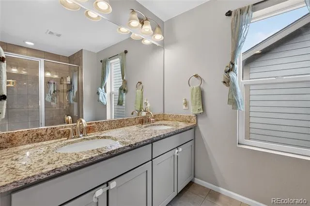 4728 Helena Street Denver, CO 80239