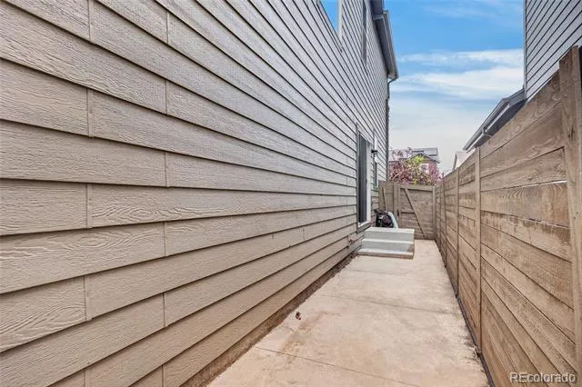 4728 Helena Street Denver, CO 80239