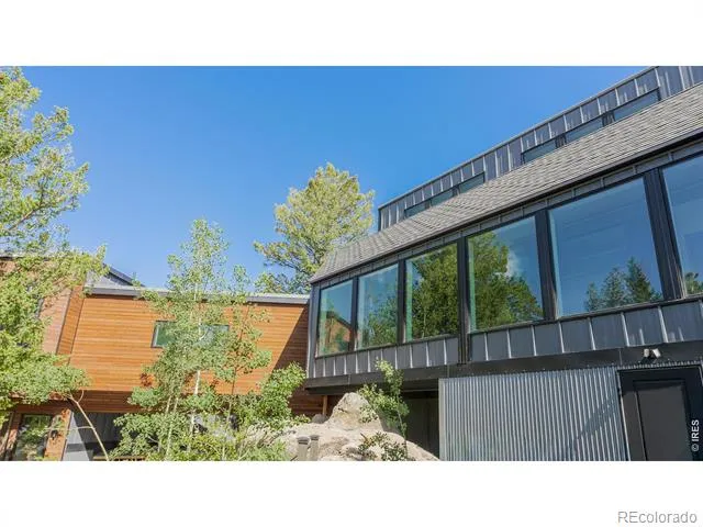 34922 Pine Ridge Road Golden, CO 80403