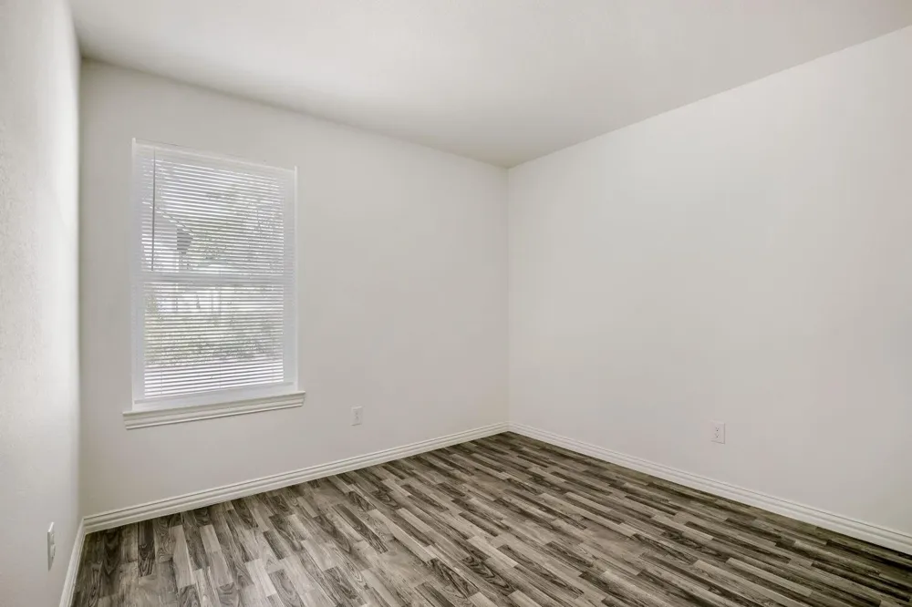 1221 Whitten Avenue Tyler, TX 75702