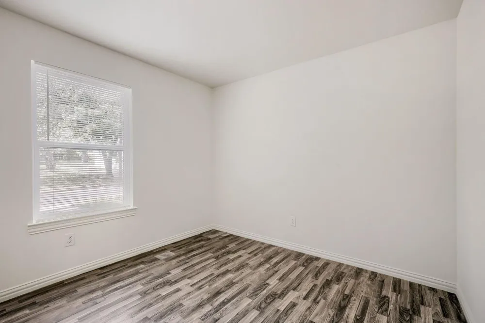 1221 Whitten Avenue Tyler, TX 75702