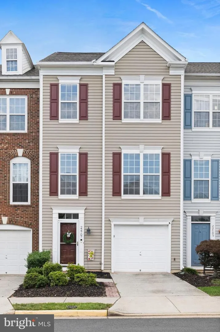 22707 HIGH HAVEN TERRACE Ashburn, VA 20148