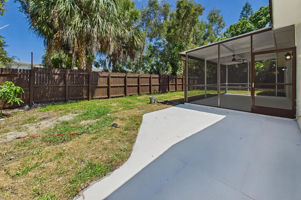 520 NW 43RD AVENUE Plantation, FL 33317