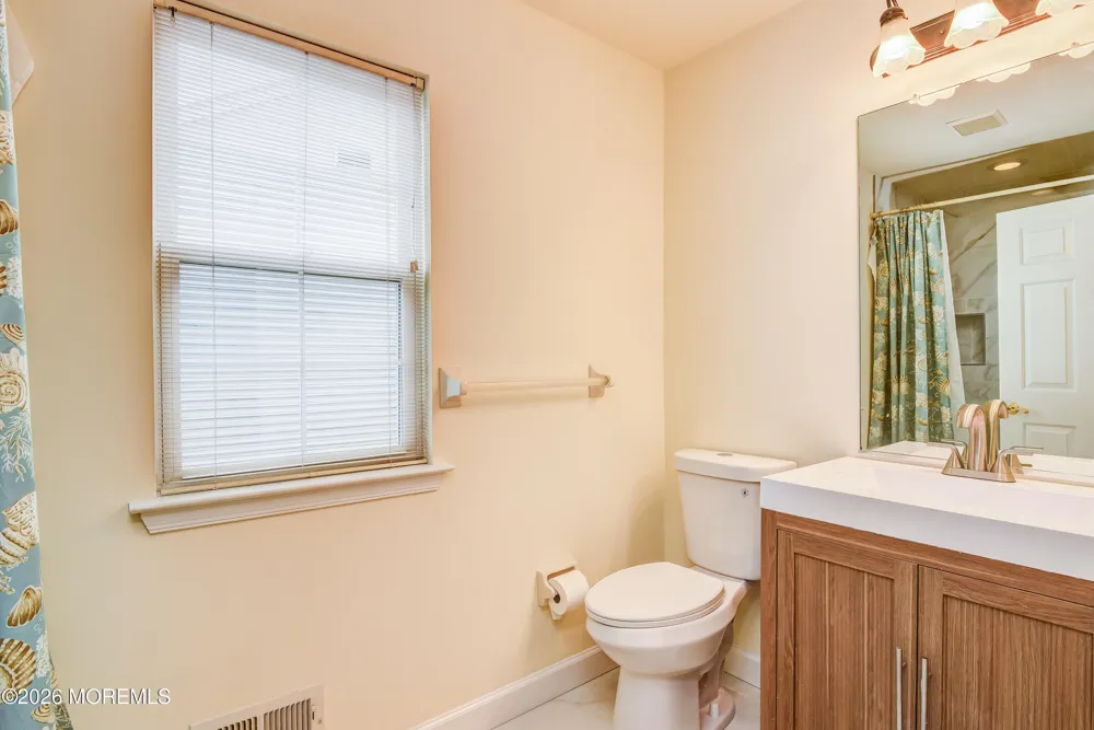 4 Sheraton Key Colts Neck, NJ 07722