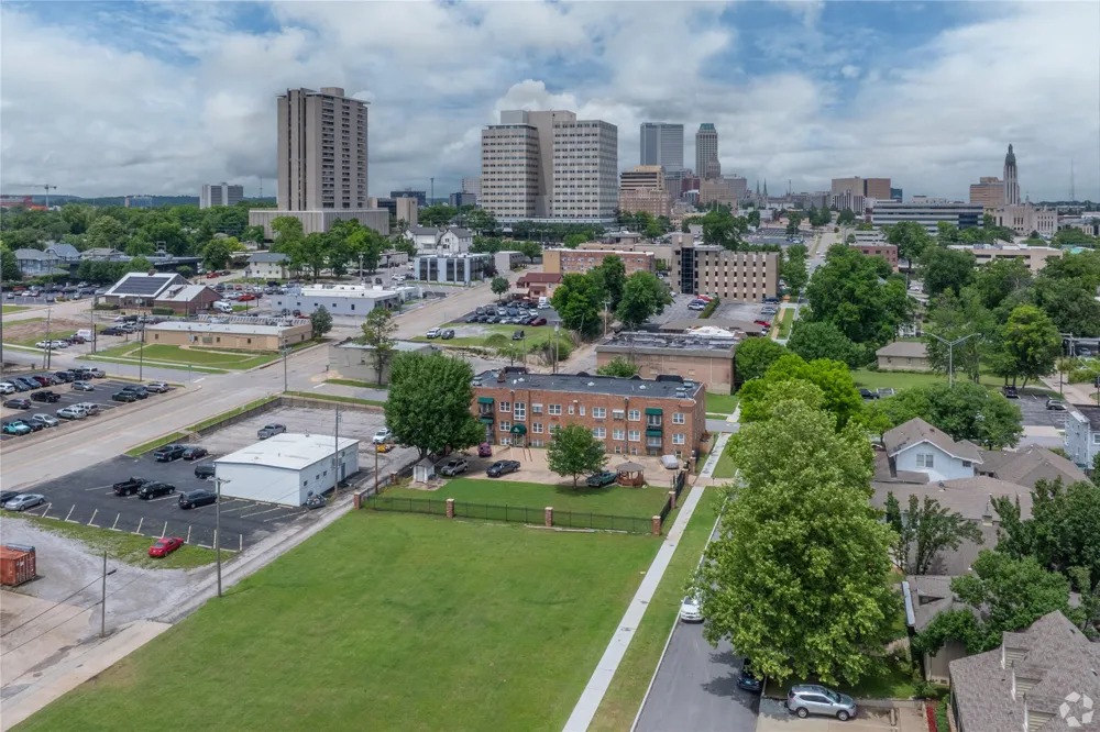 24 E 17th Street Tulsa, OK 74119