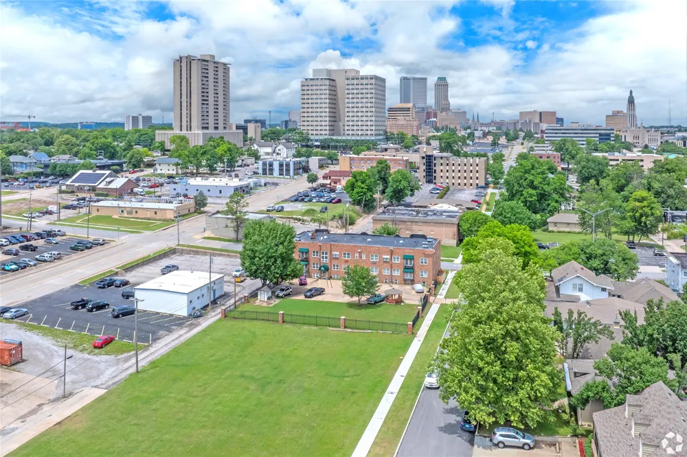 24 E 17th Street Tulsa, OK 74119