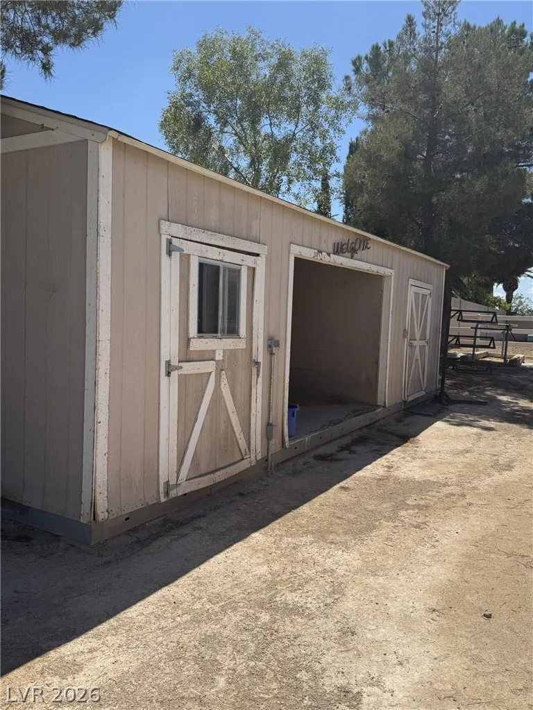 167 E Robindale Road Las Vegas, NV 89123