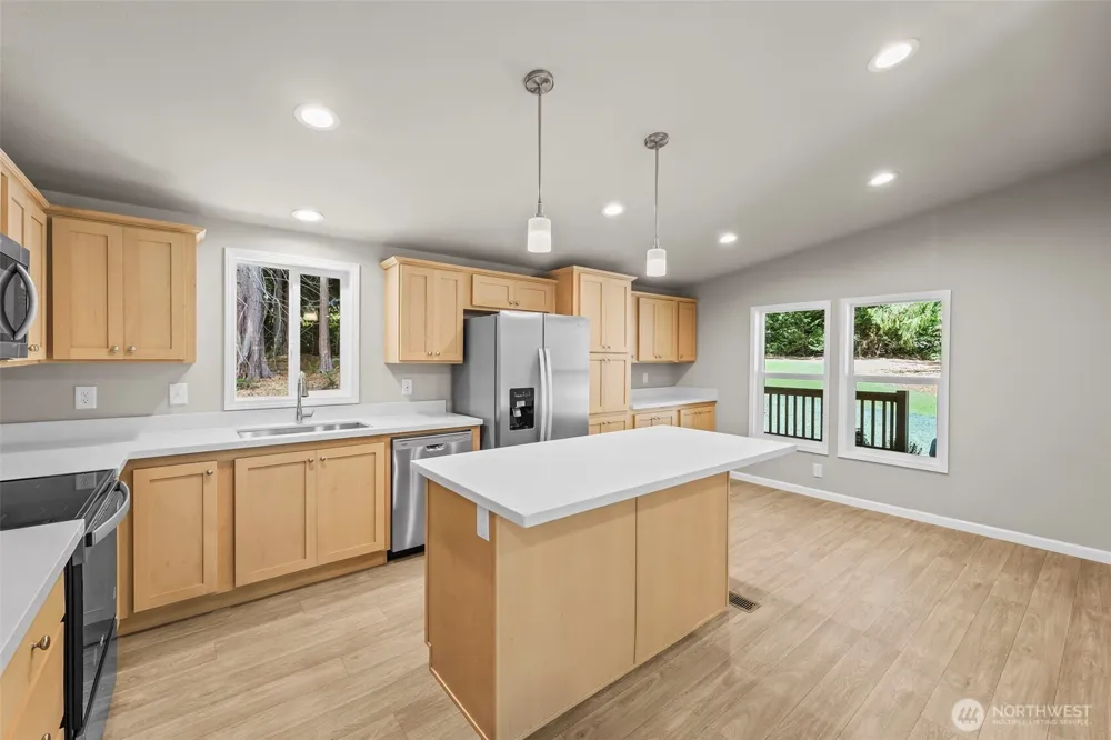 3975 Salmonberry Road SE Port Orchard, WA 98366