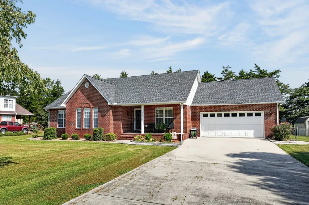 3337 Claybrook Dr Cookeville, TN 38506