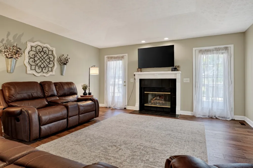 3337 Claybrook Dr Cookeville, TN 38506