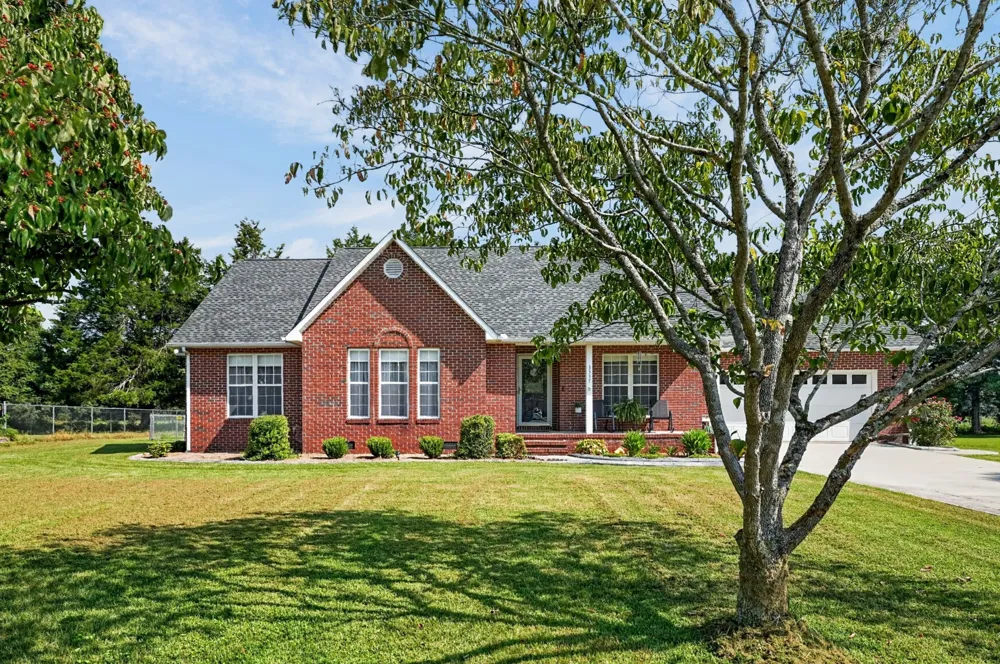 3337 Claybrook Dr Cookeville, TN 38506