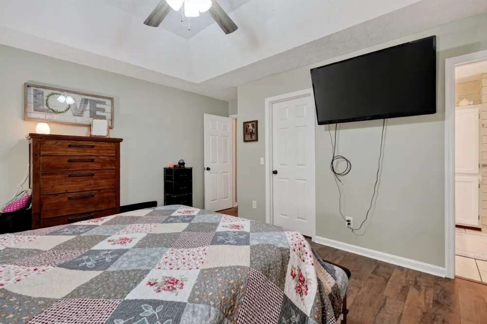 3337 Claybrook Dr Cookeville, TN 38506