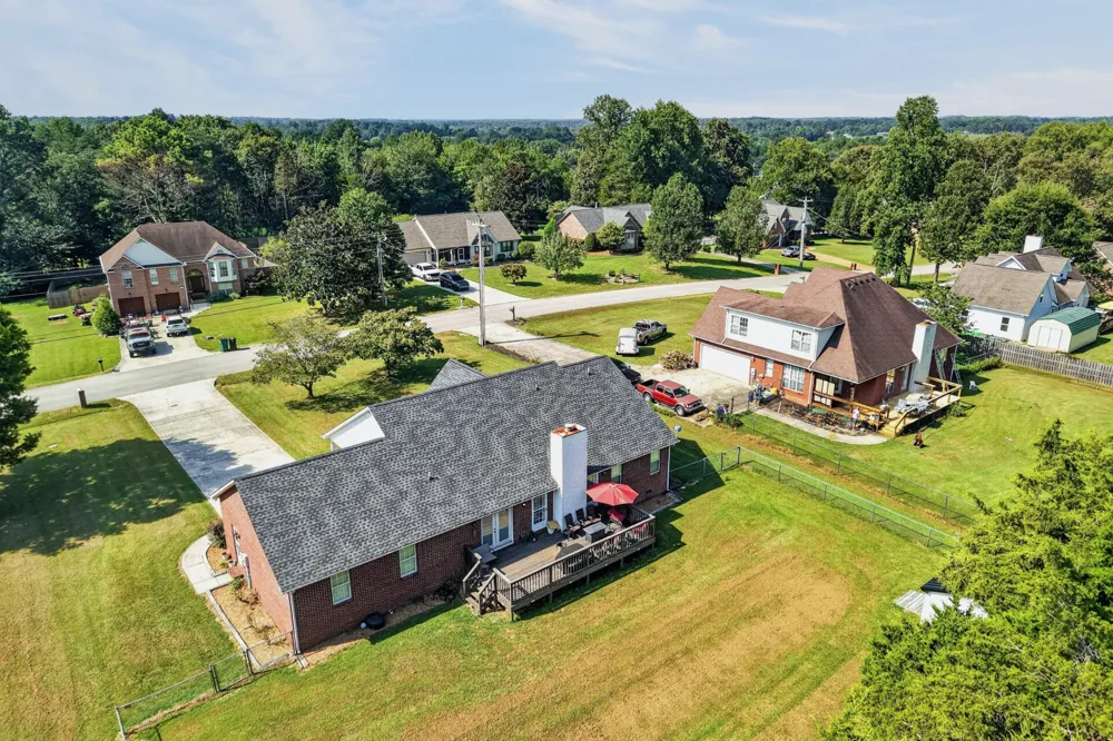 3337 Claybrook Dr Cookeville, TN 38506