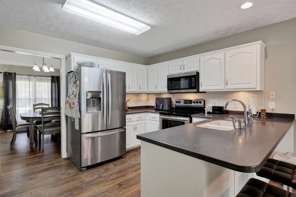 3337 Claybrook Dr Cookeville, TN 38506