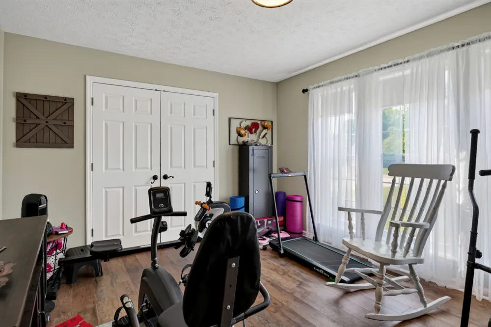 3337 Claybrook Dr Cookeville, TN 38506