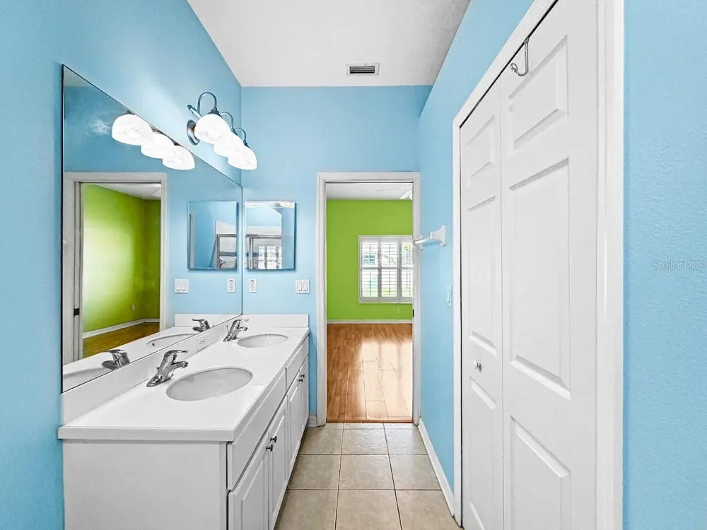 814 PARKER DEN DRIVE Ruskin, FL 33570