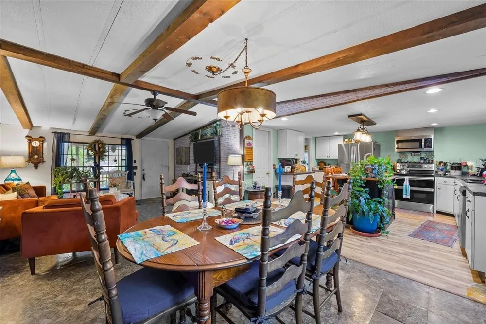 112 BIRCHDALE TRAIL Hawthorne, FL 32640