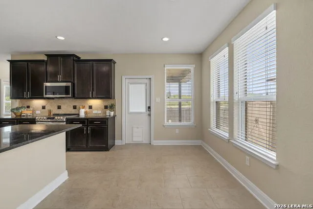 512 BISON LN Cibolo, TX 78108