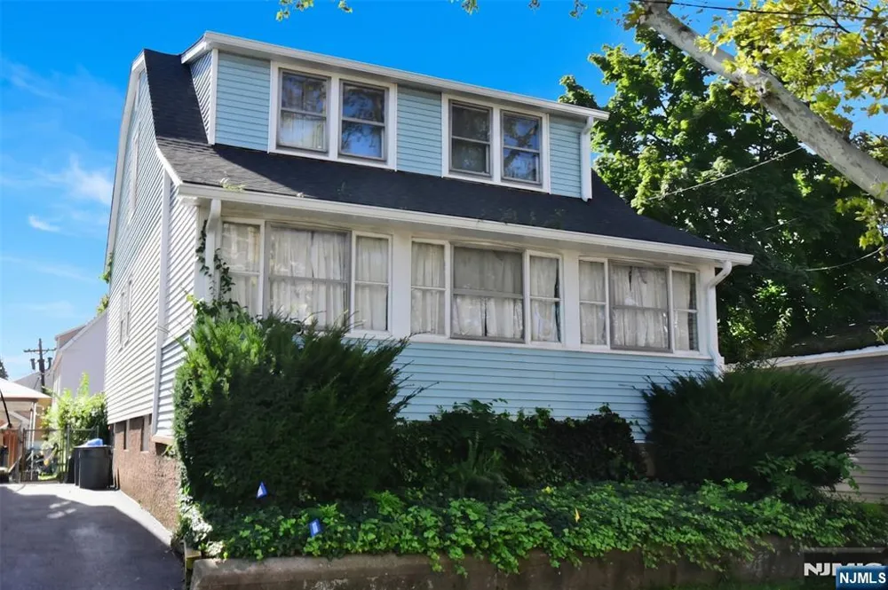80 14th Street Prospect Park, NJ 07508