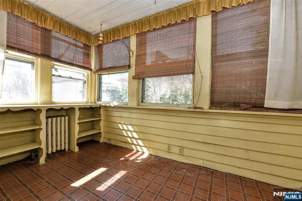 80 14th Street Prospect Park, NJ 07508