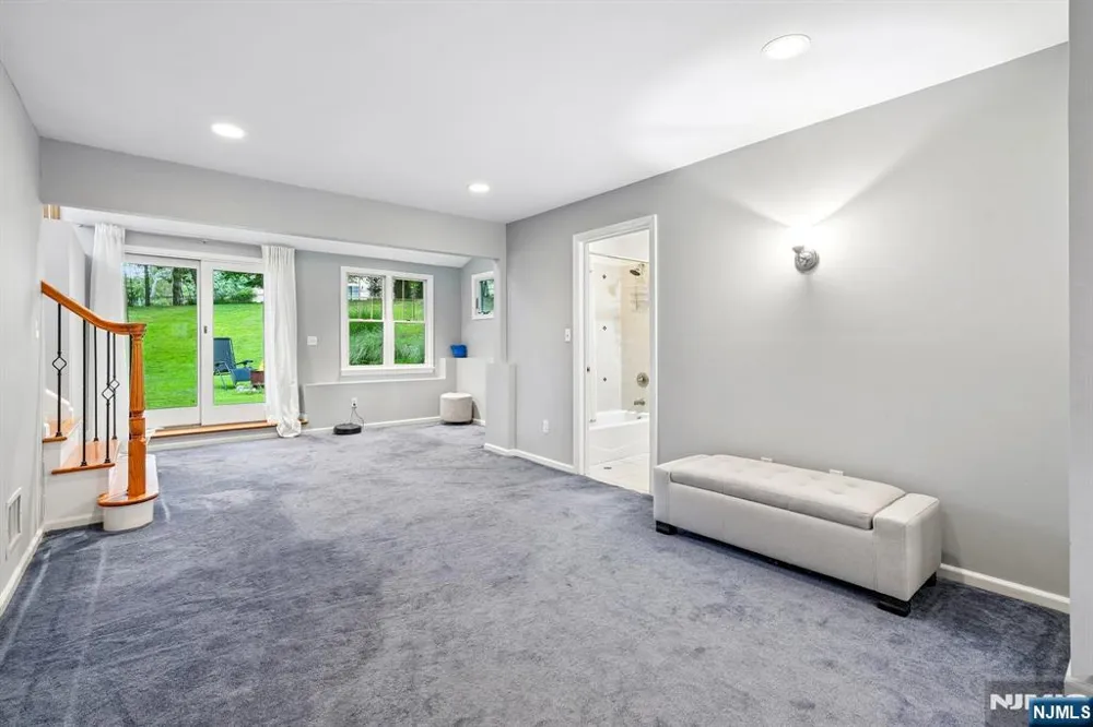 41 Magnolia Avenue Montvale, NJ 07645