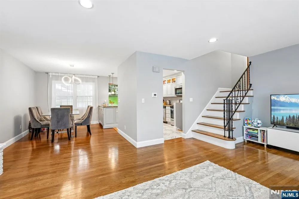 41 Magnolia Avenue Montvale, NJ 07645