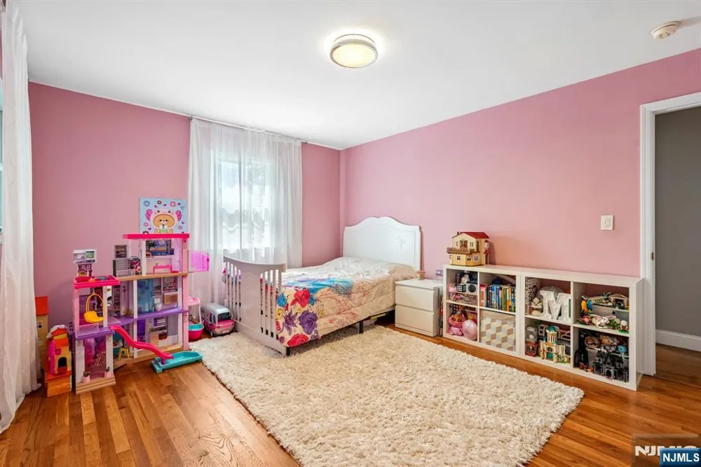 41 Magnolia Avenue Montvale, NJ 07645