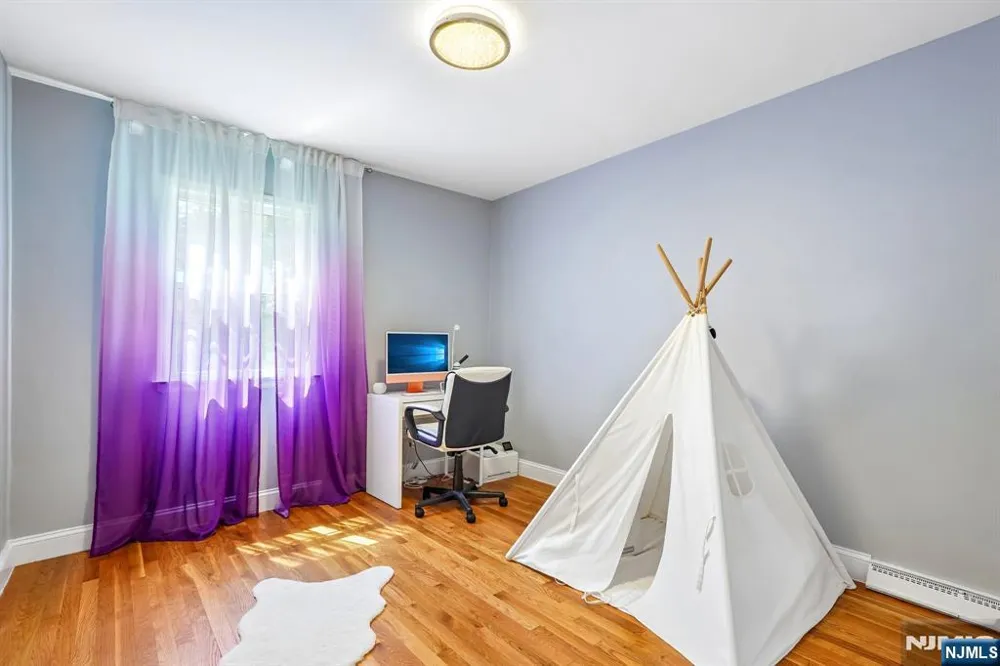 41 Magnolia Avenue Montvale, NJ 07645