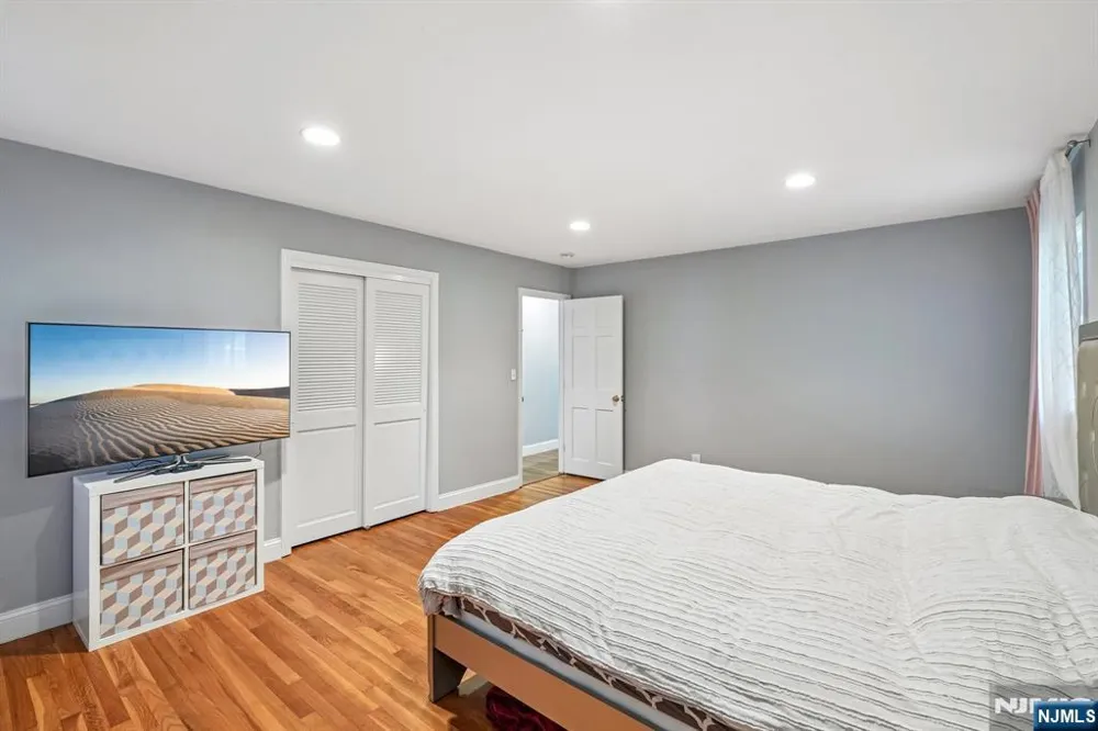 41 Magnolia Avenue Montvale, NJ 07645