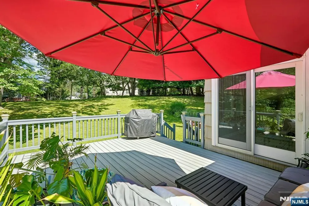 41 Magnolia Avenue Montvale, NJ 07645
