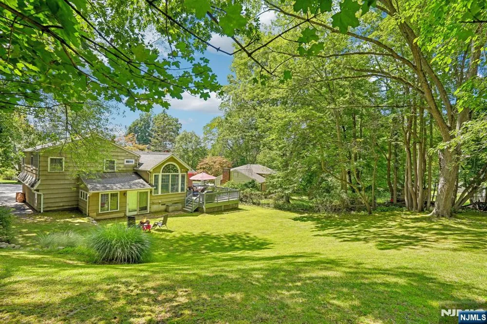 41 Magnolia Avenue Montvale, NJ 07645