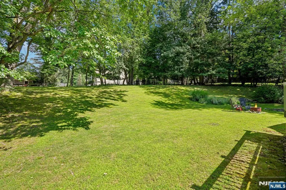 41 Magnolia Avenue Montvale, NJ 07645