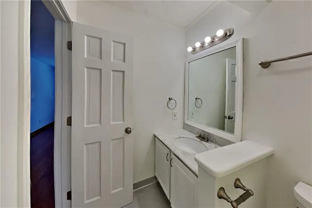 4709 Crest Knoll Drive SE Mableton, GA 30126