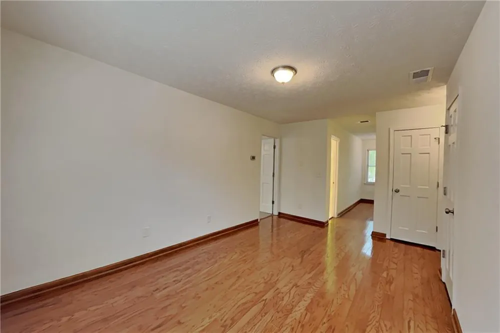 4709 Crest Knoll Drive SE Mableton, GA 30126