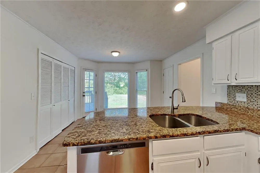 4709 Crest Knoll Drive SE Mableton, GA 30126